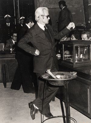 Il consiglio comunale. L'assessore Alamia, latitante per scandalo Inim