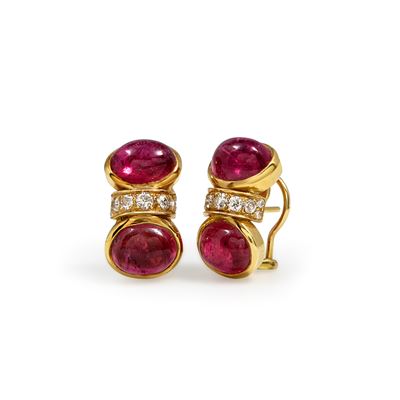 Orecchini in oro giallo 18k con tormaline rosa e diamanti