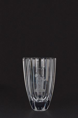 Vaso Orrefur in cristallo Art Dec&ograve; molato con figura di ninfa e gabbiani 