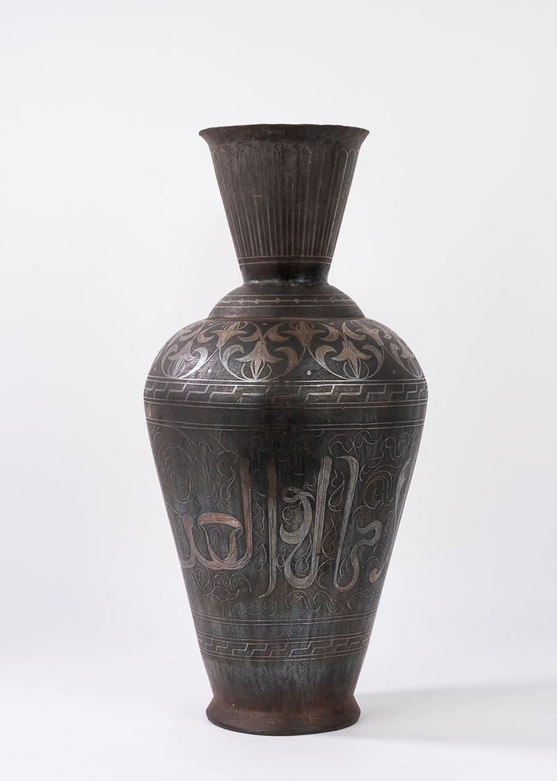 Vaso in ferro e argento, Persia