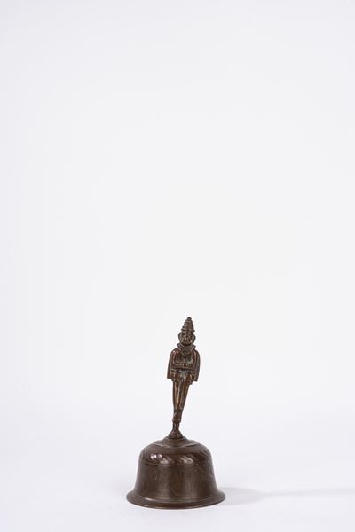 Campanello orientale in bronzo, altezza cm 14,5