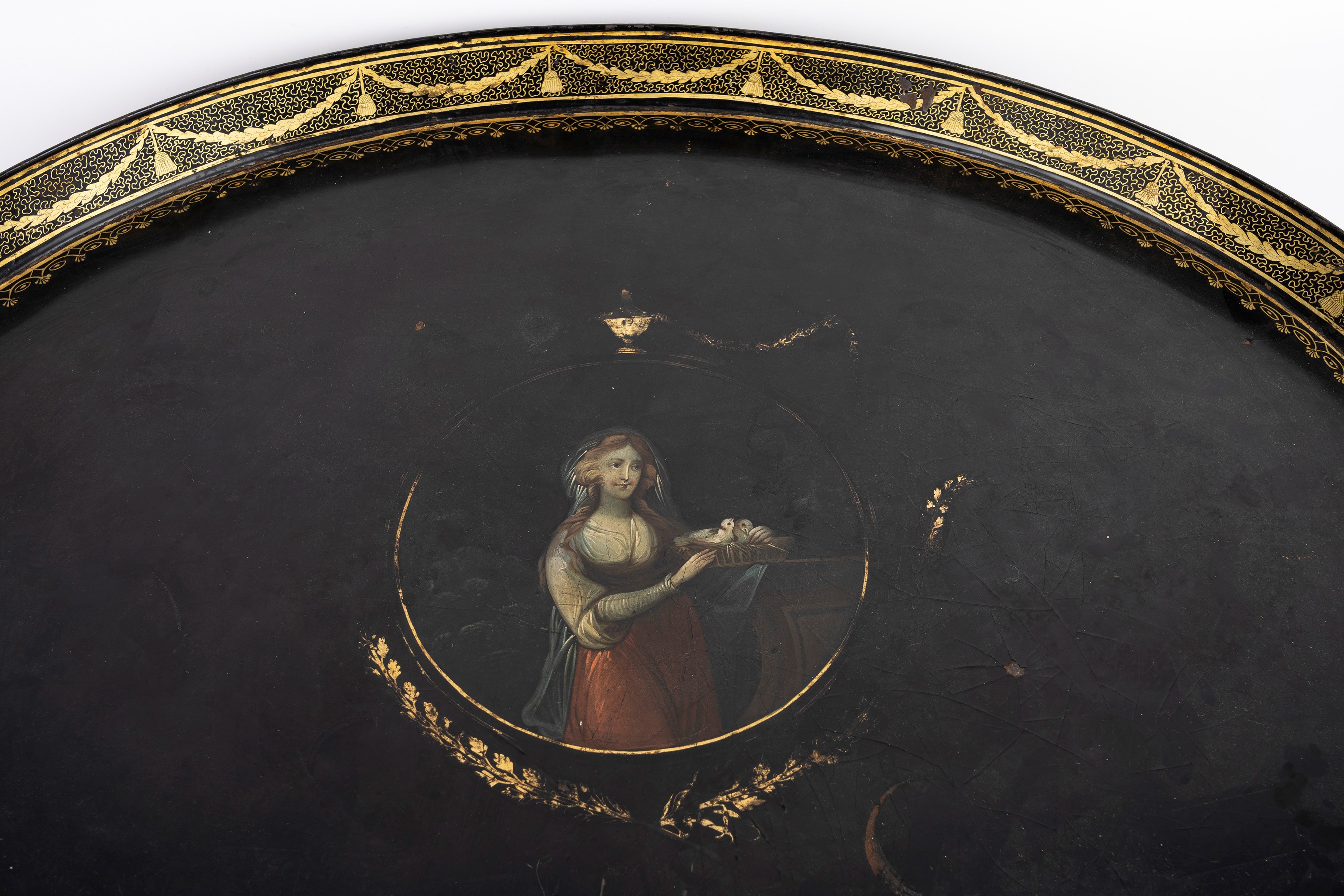 Grande vassoio laccato nero, secolo XIX