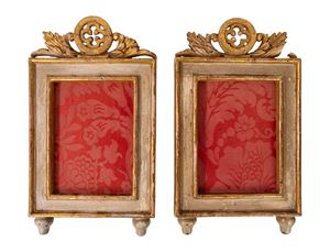 Coppia di carteglorie in legno laccato e dorato, secolo XIX