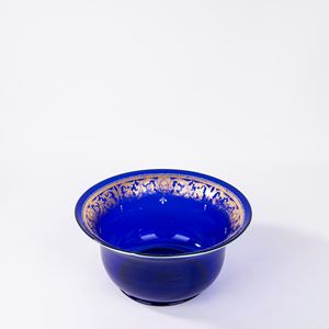 Centrotavola in vetro di Murano blu con motivi a grottesche in oro