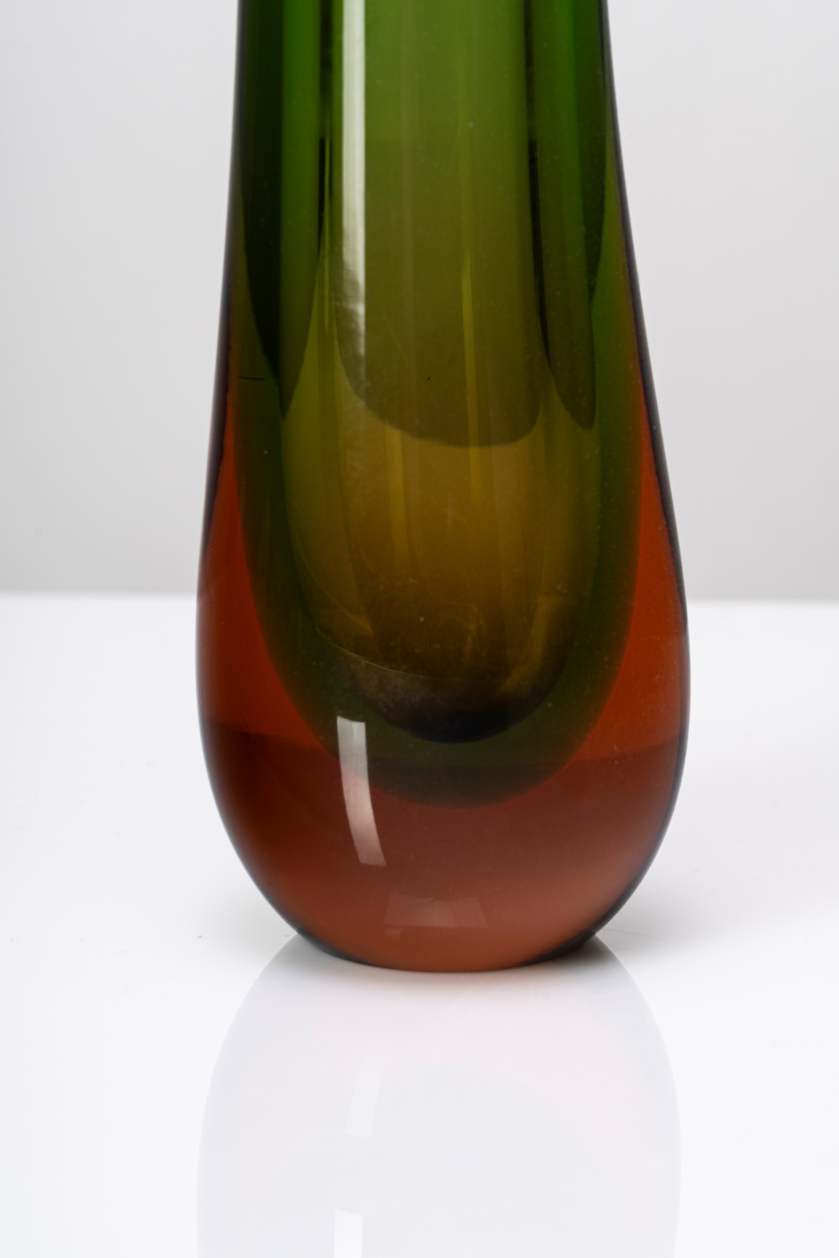 Vaso in vetro sommerso