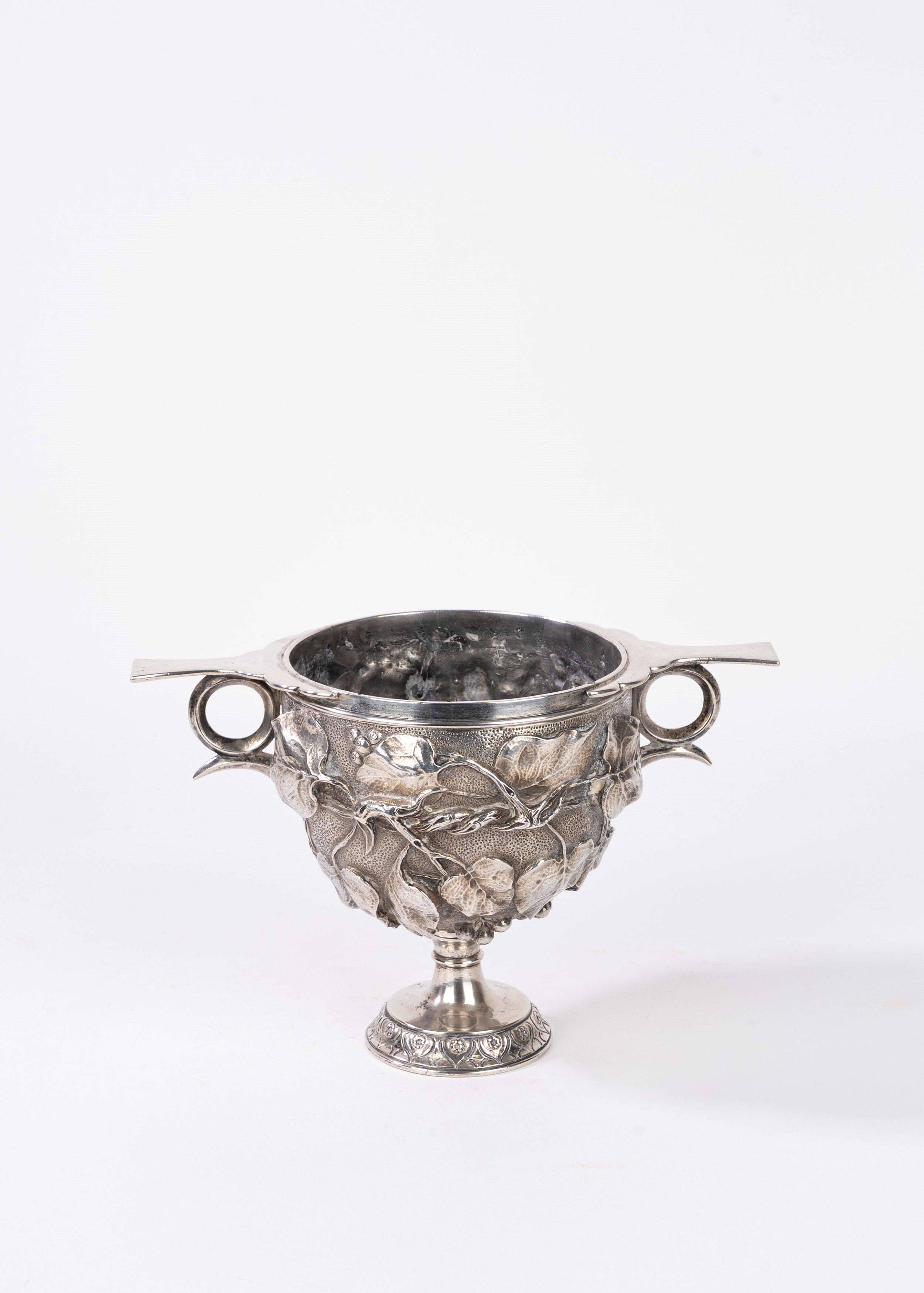 Coppa biansata Liberty in metallo argentato