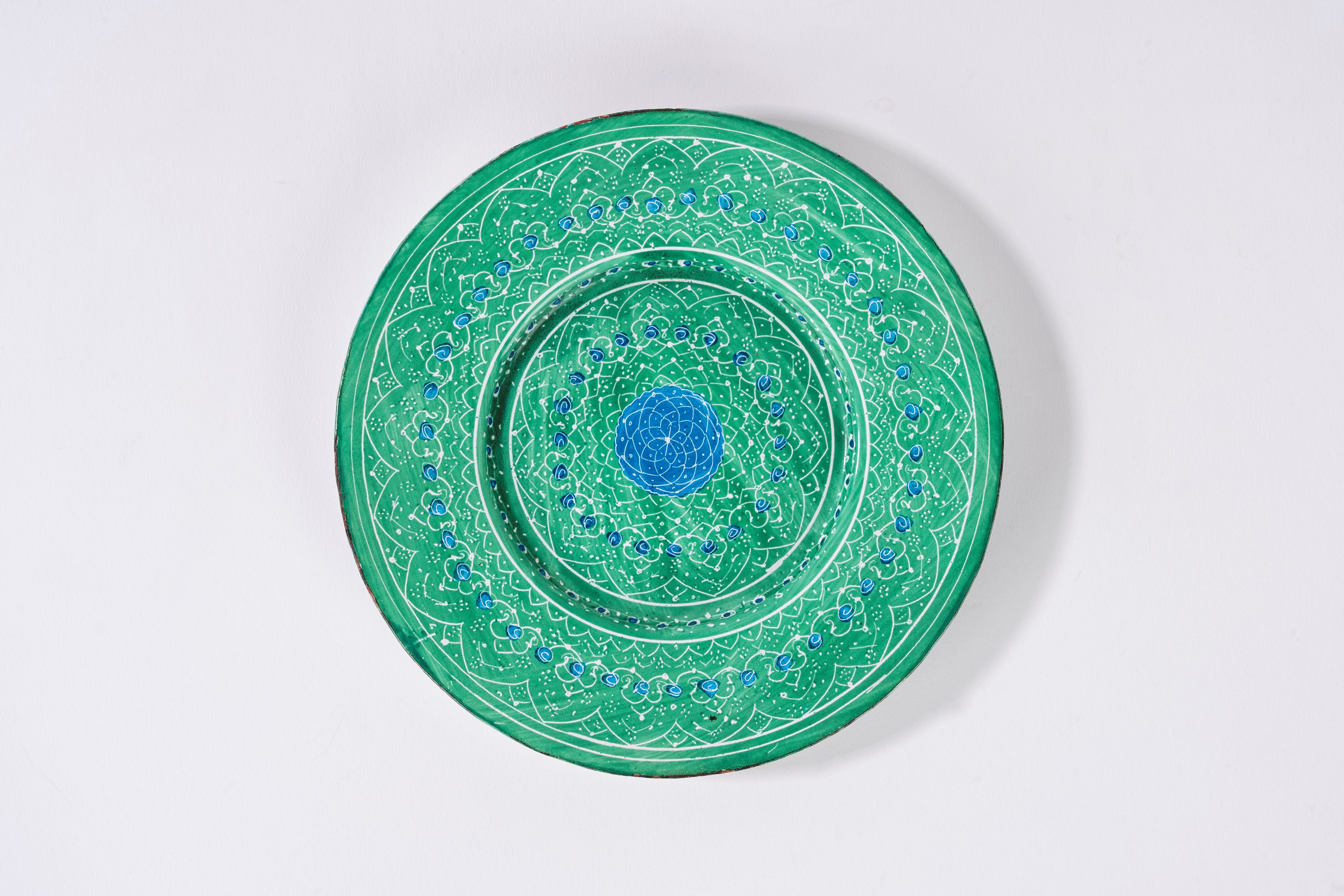 Ciotolina con piattino, latta smaltata verde, Turchia o Persia, inizi secolo XX