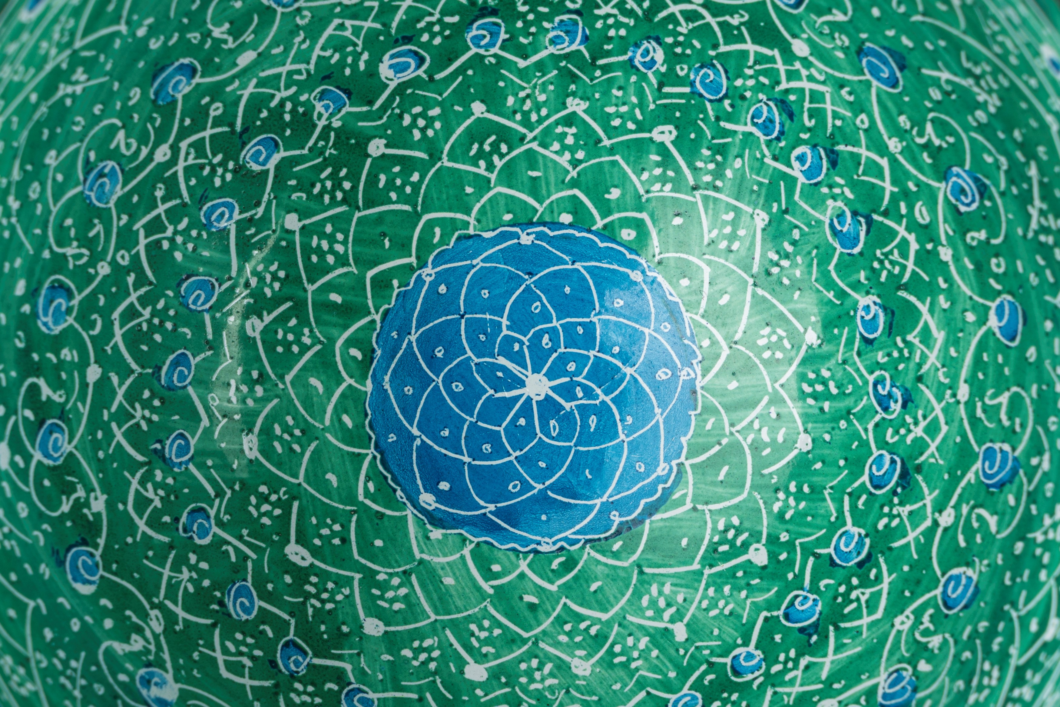 Ciotolina con piattino, latta smaltata verde, Turchia o Persia, inizi secolo XX