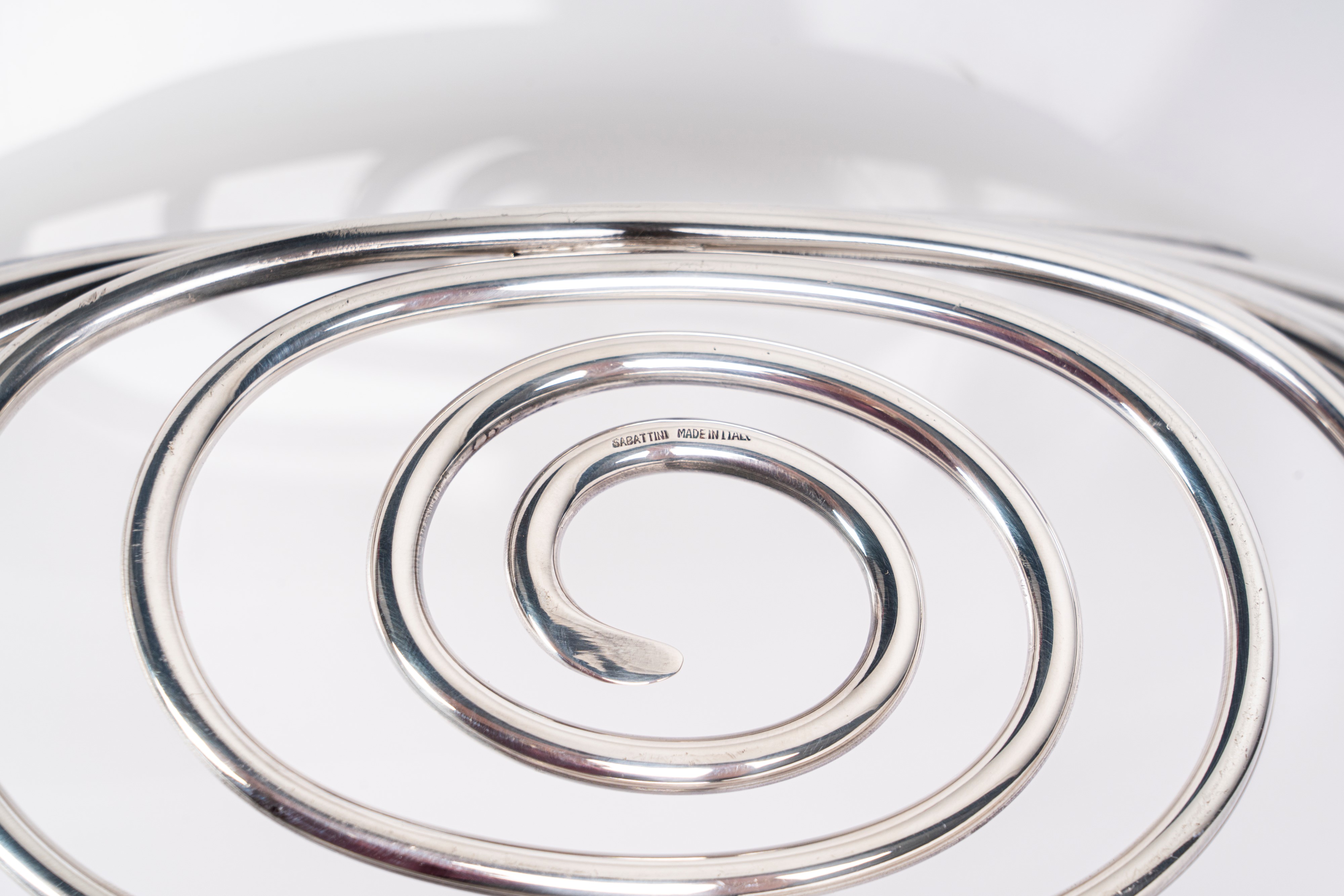 Lino Sabattini - Cestino a spirale in filo metallico argentato