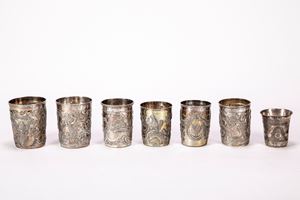 Gruppo di sette bicchieri