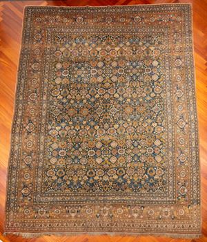 Tappeto Tabriz a motivo floreale. Persia, secolo XX