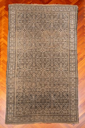 Tappeto Tabriz a motivo Mahi. Iran nord-occidentale, seconda met&agrave; XX secolo