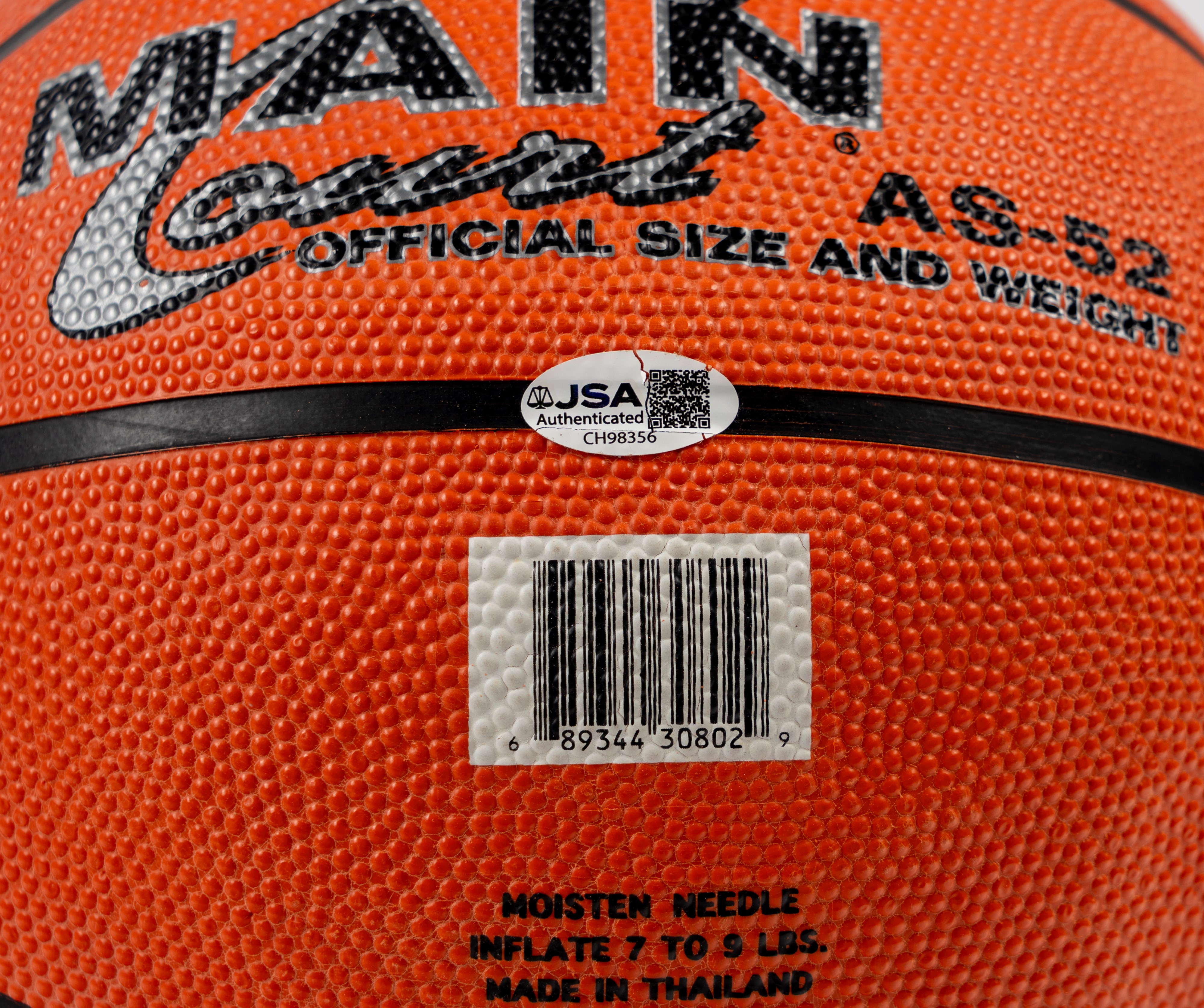 Julius Erving - Palla da basket autografato - Cert. JSA - Philadelphia 76ers