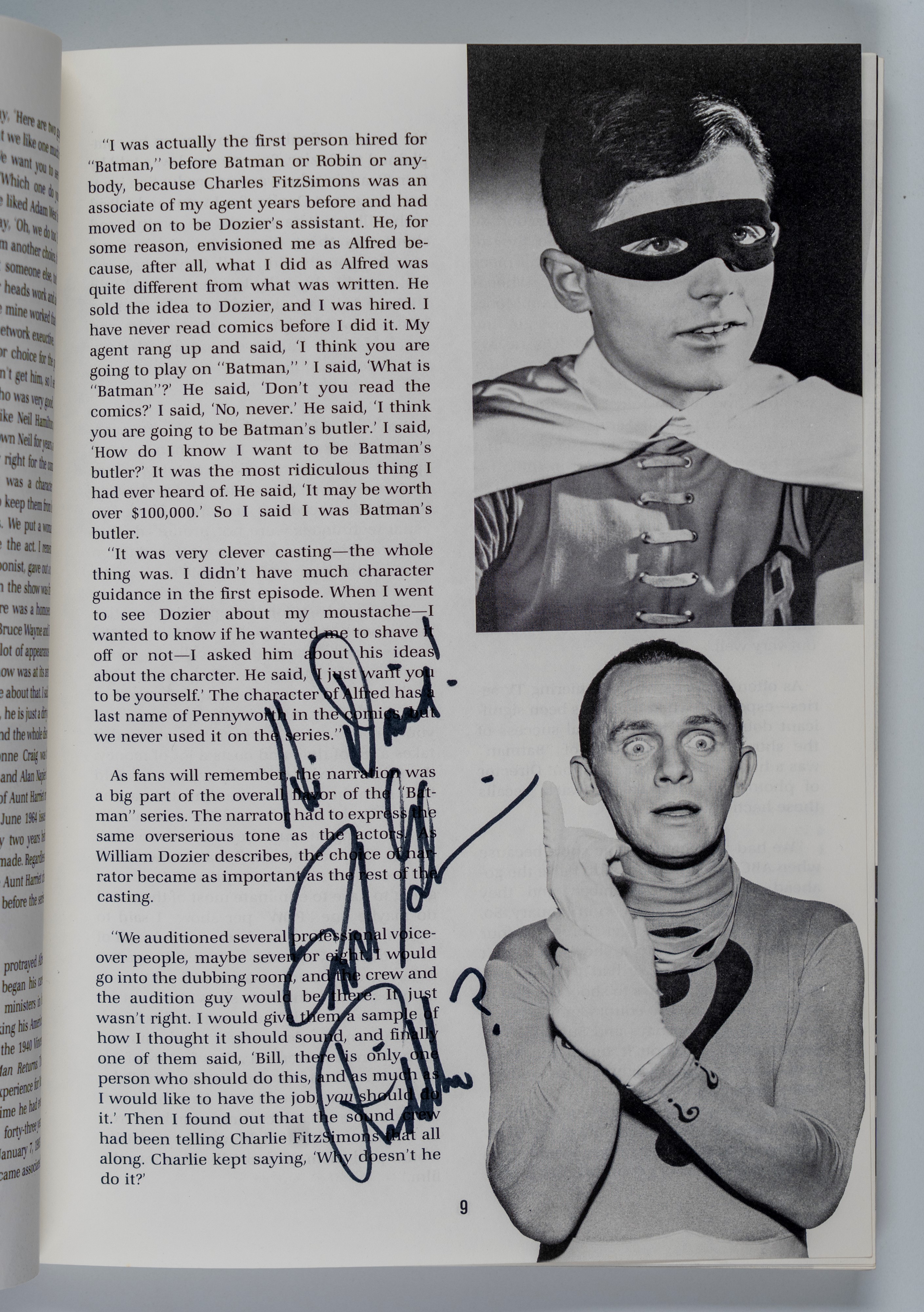 Adam West - Batman - Autografo - Yvonne Craig - Julie Newmar - Batbook