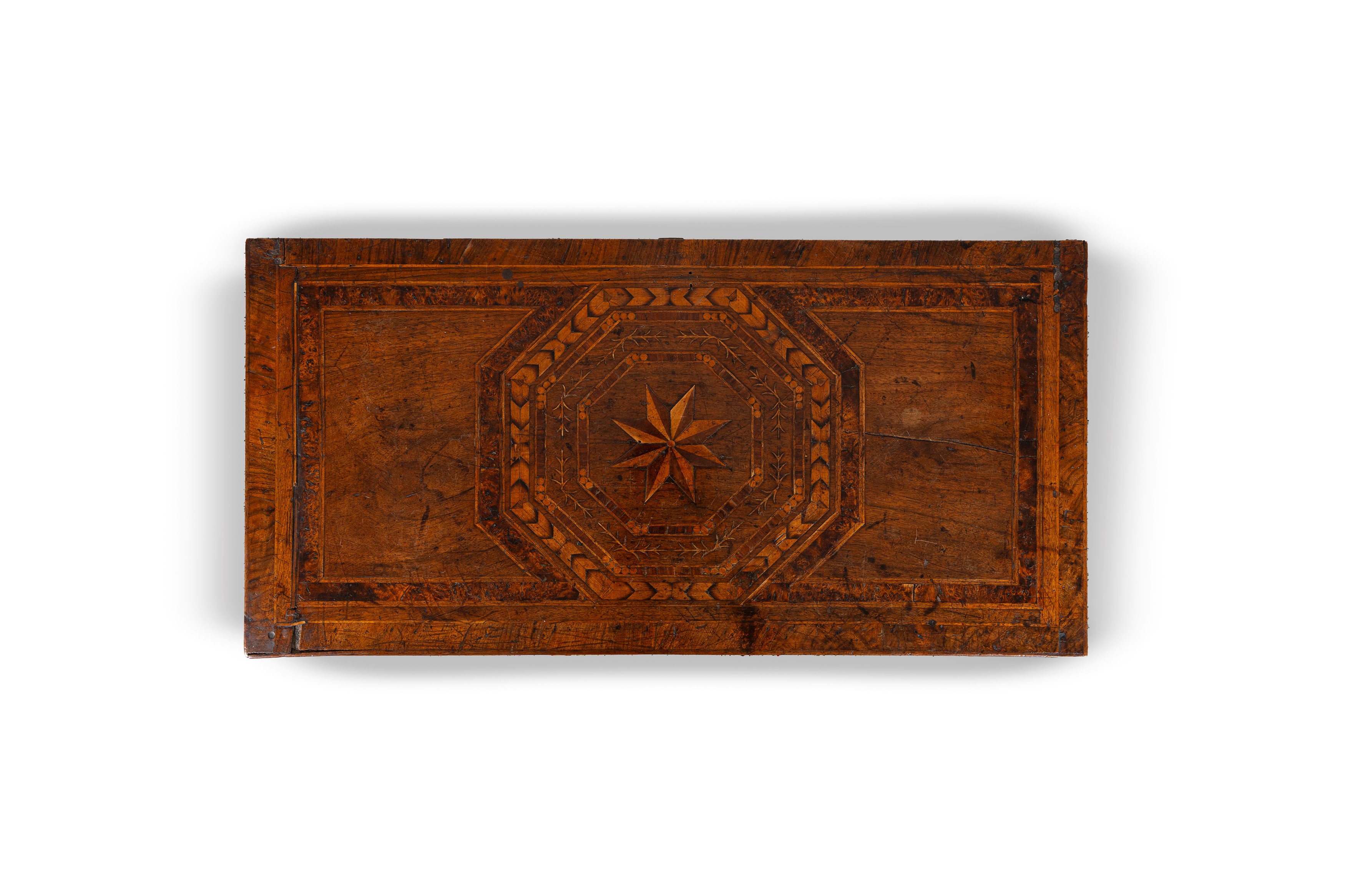 Tavolino da gioco in legno intarsiato Luigi XVI, secolo XVIII