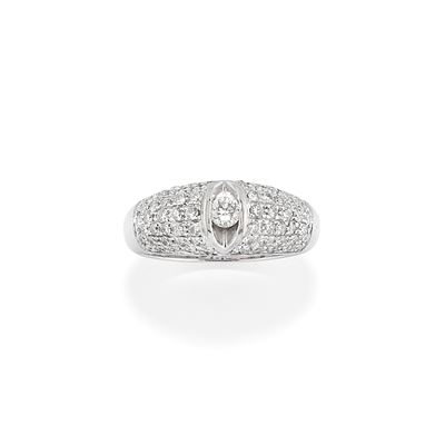 Anello in oro bianco 18k con diamanti, fascia bombata