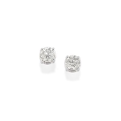 Orecchini, in oro bianco 18k con diamanti taglio brillante