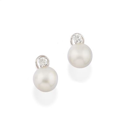 Orecchini con perle South Sea e diamanti, in oro bianco 18k