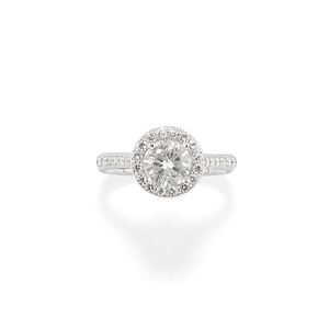 Anello con diamanti