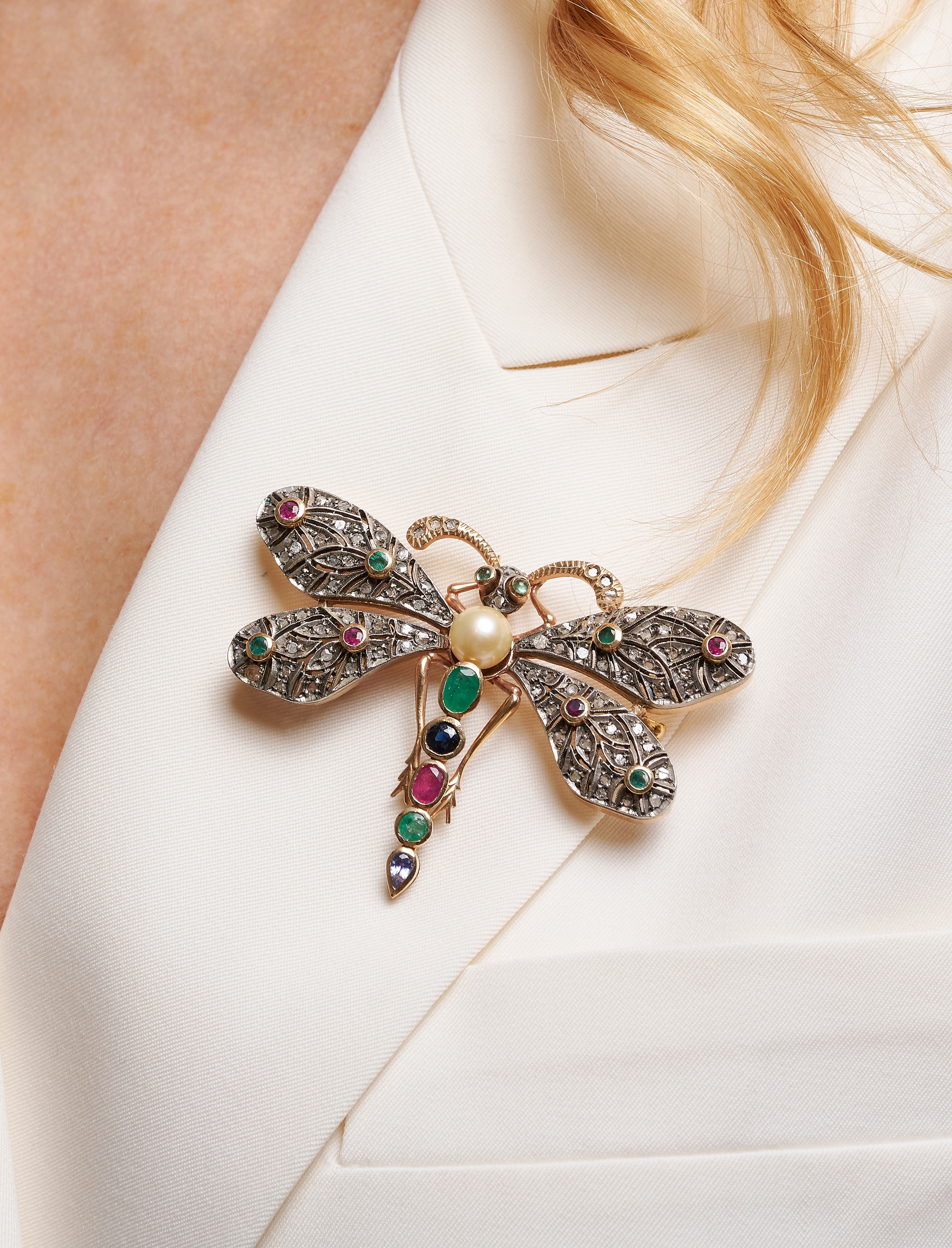 Spilla con farfalla