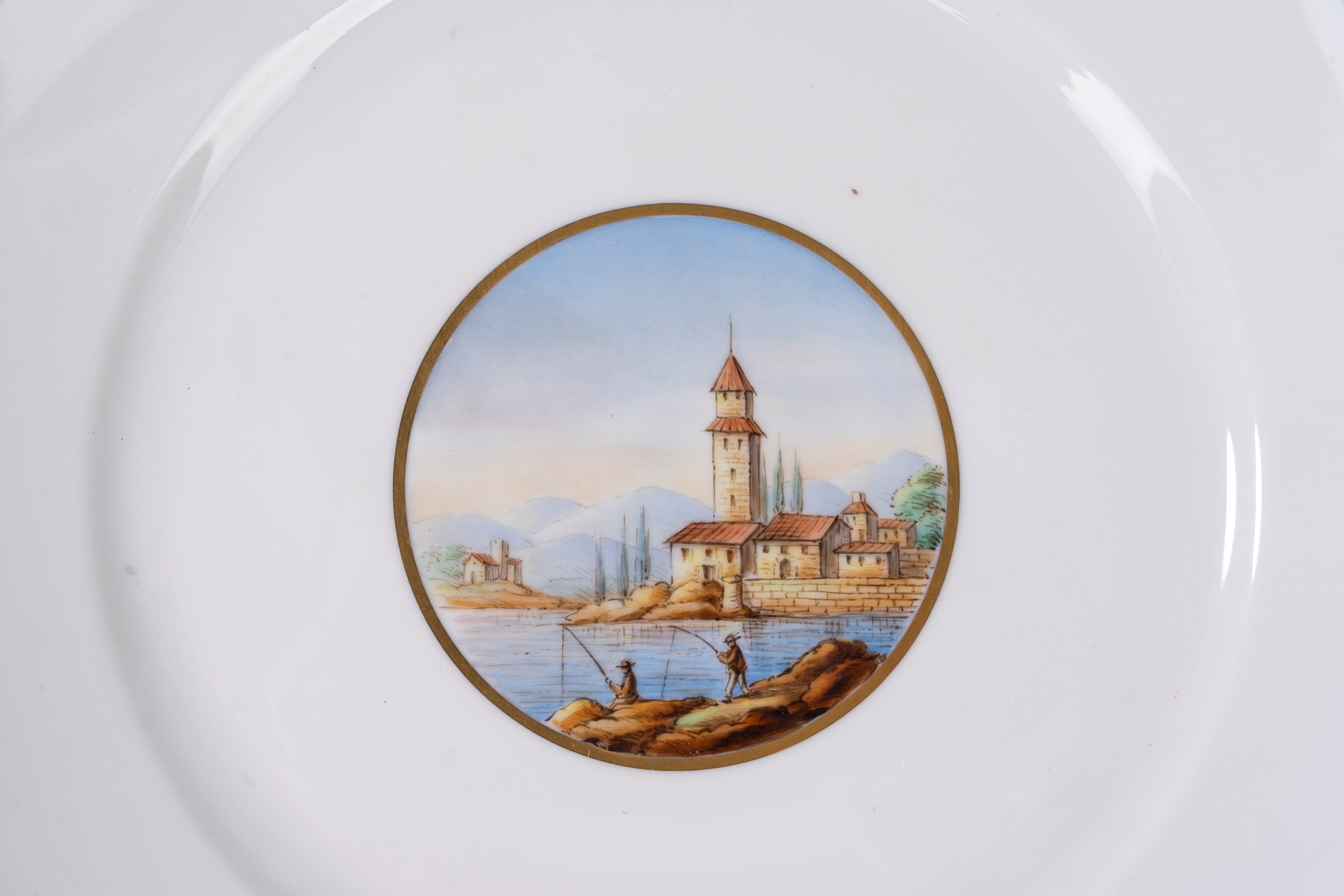 Richard Ginori, Lotto composto da sei piatti in porcellana con decorazioni paesaggistiche