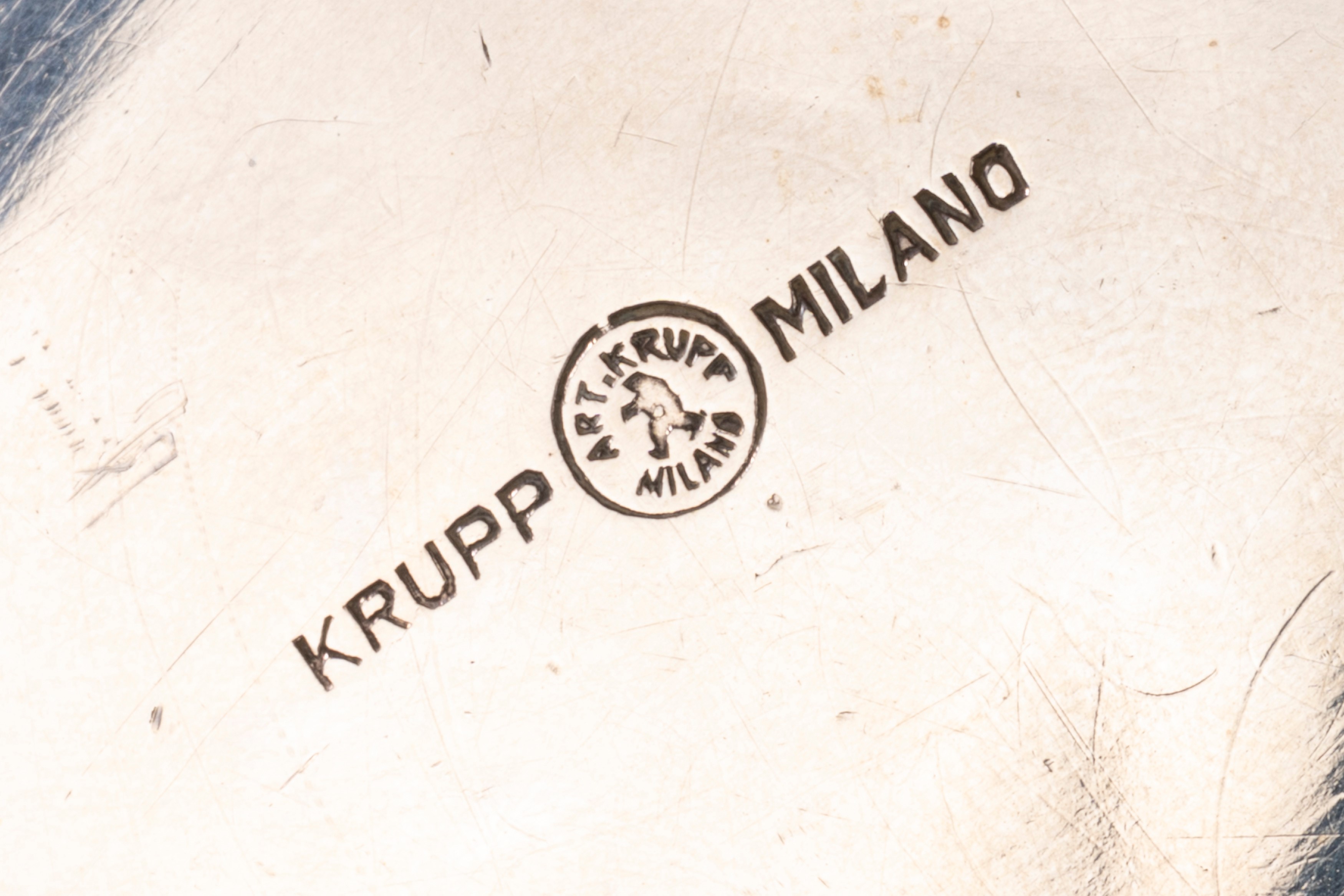 Gio Ponti, Formaggiera in metallo argentato con vaschetta in vetro per Krupp Milano
