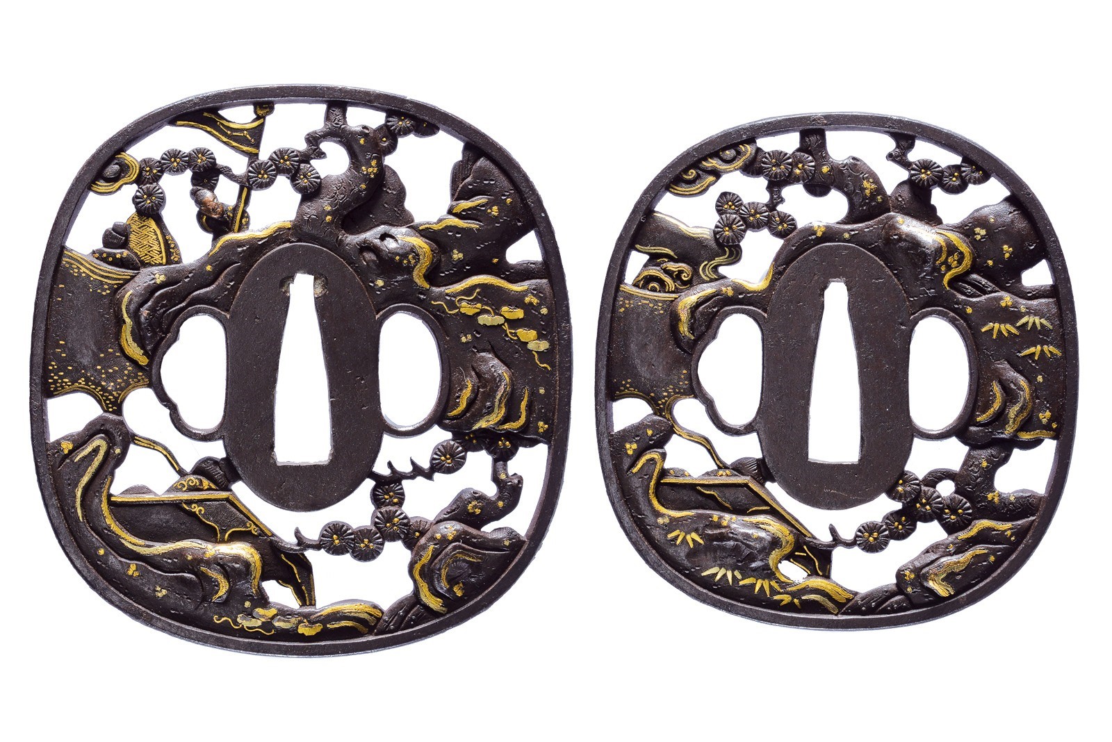 Coppia di tsuba per daisho in stile Hikonebori