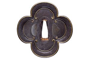 Interessante tsuba della scuola Heianjo