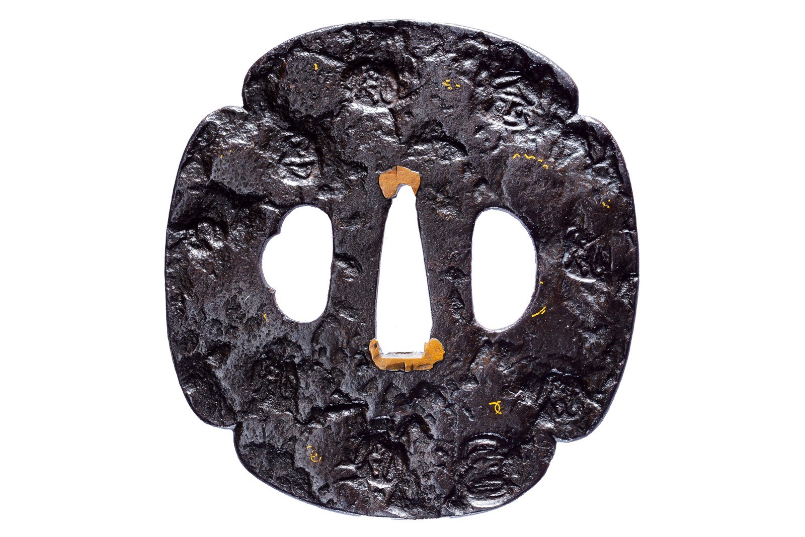 Yamashiro jū Tenhō, Tsuba in ferro con decorazione in mokko-gata, Periodo Edo