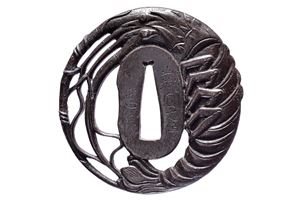 Tsuba firmata Yamashiro Kuni no jū Tadatsugu saku