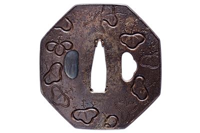 Kōfu jū Namitoshi, Tsuba in ferro, octagonale, periodo Edo