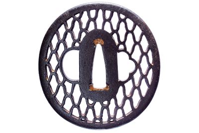 Tsuba attribuita alla scuola Hayashi di Higo, ferro, giapponese, Periodo Edo