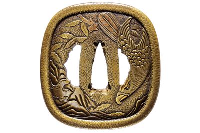Tsuba giapponese, ottone, con figura di aquila, Periodo Edo