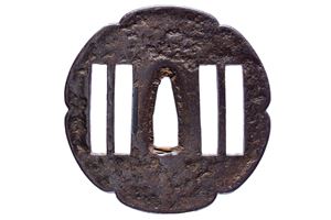 Importante tsuba attribuita alla scuola Saotome