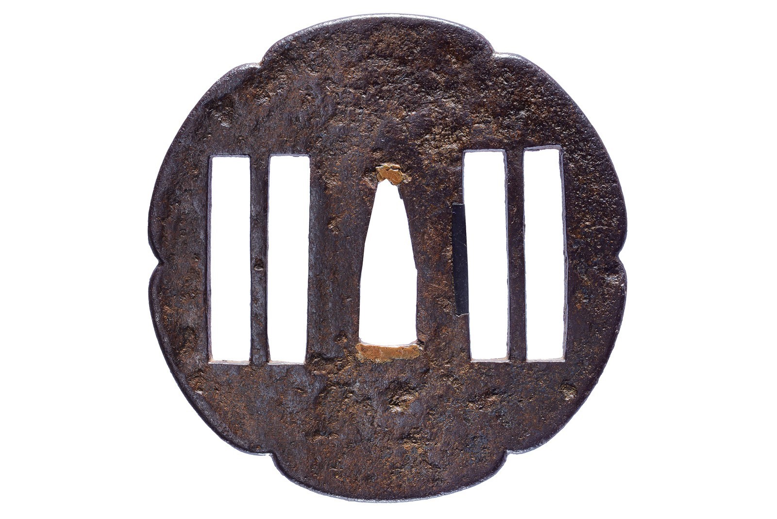 Importante tsuba attribuita alla scuola Saotome