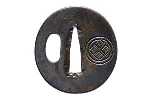 Tsuba firmata Masayoshi