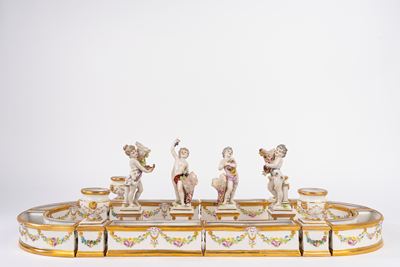 Centrotavola in porcellana policroma, Capodimonte, inizio secolo XX