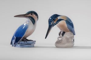 Due martin pescatore su roccia in porcellana policroma. Bing & Gr&oslash;ndahl, Danimarca, secolo XX