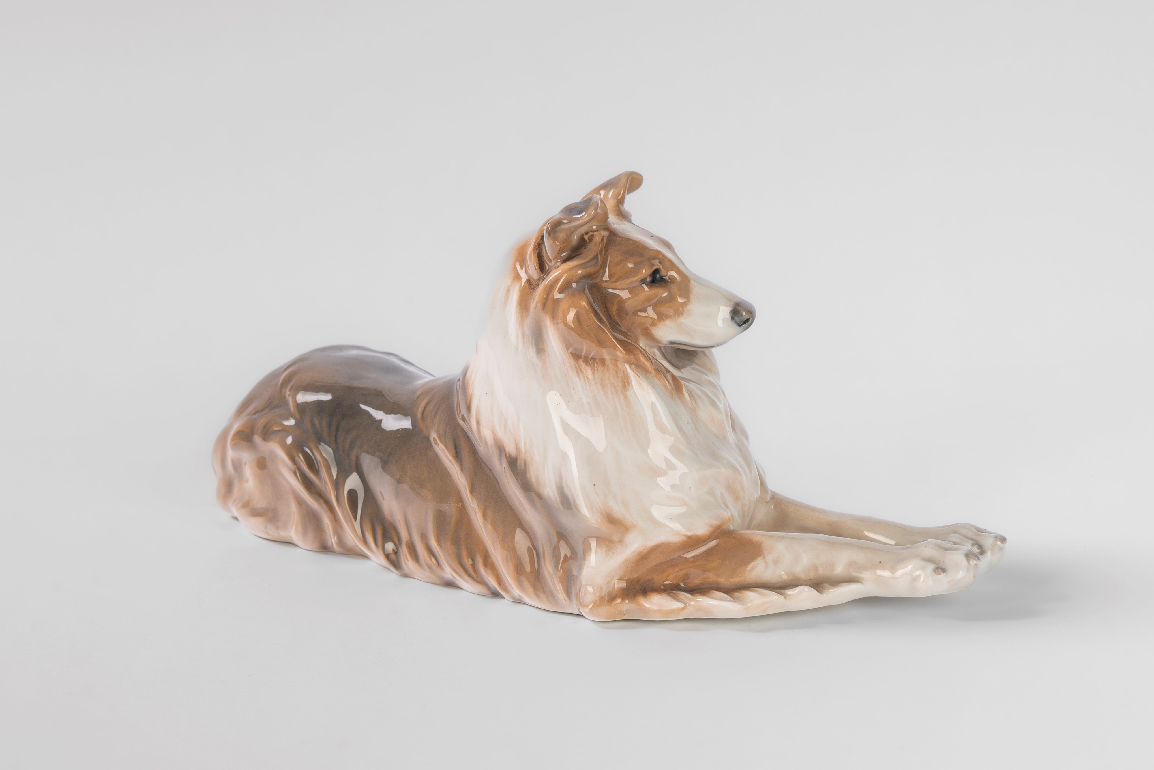 Royal Copenhagen, Collie in porcellana policroma