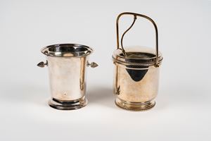 Lot consisting of a wine cooler and a bottle holder