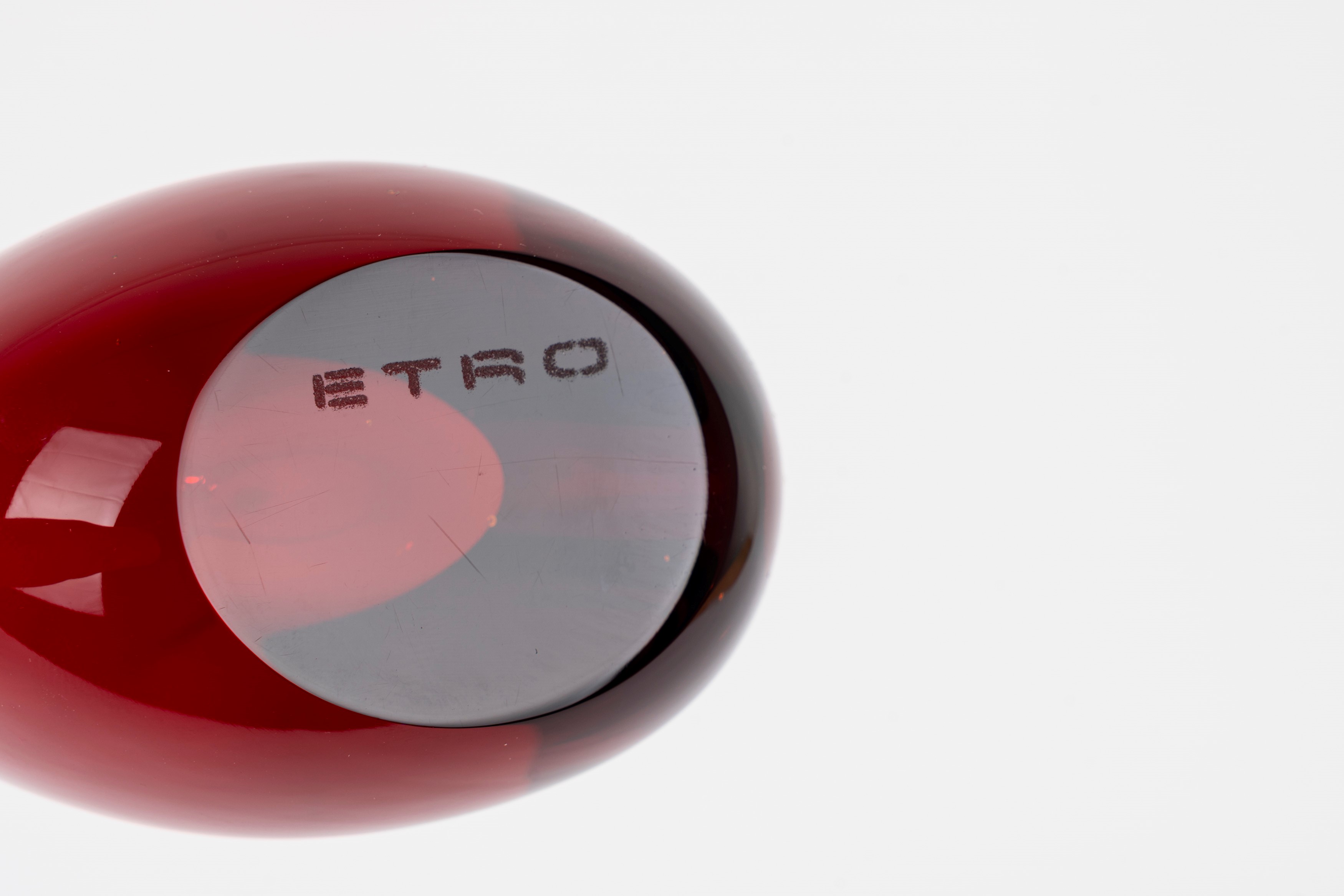 Vaso monofiore in vetro rosso