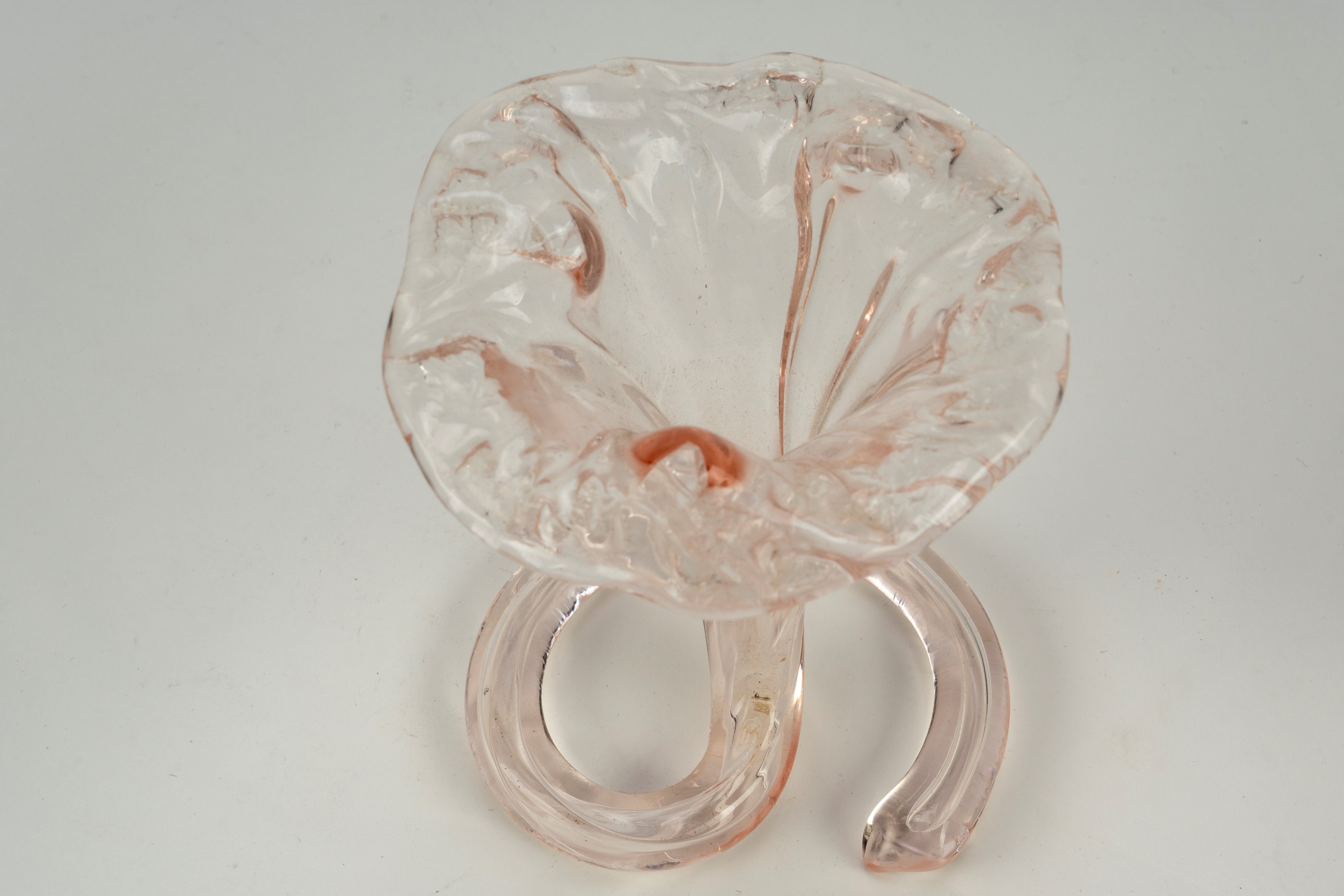 Vaso Porta Fiore a Cornucopia in Vetro di Murano Rosa, un Secchiello Biansato per il Ghiaccio e u...