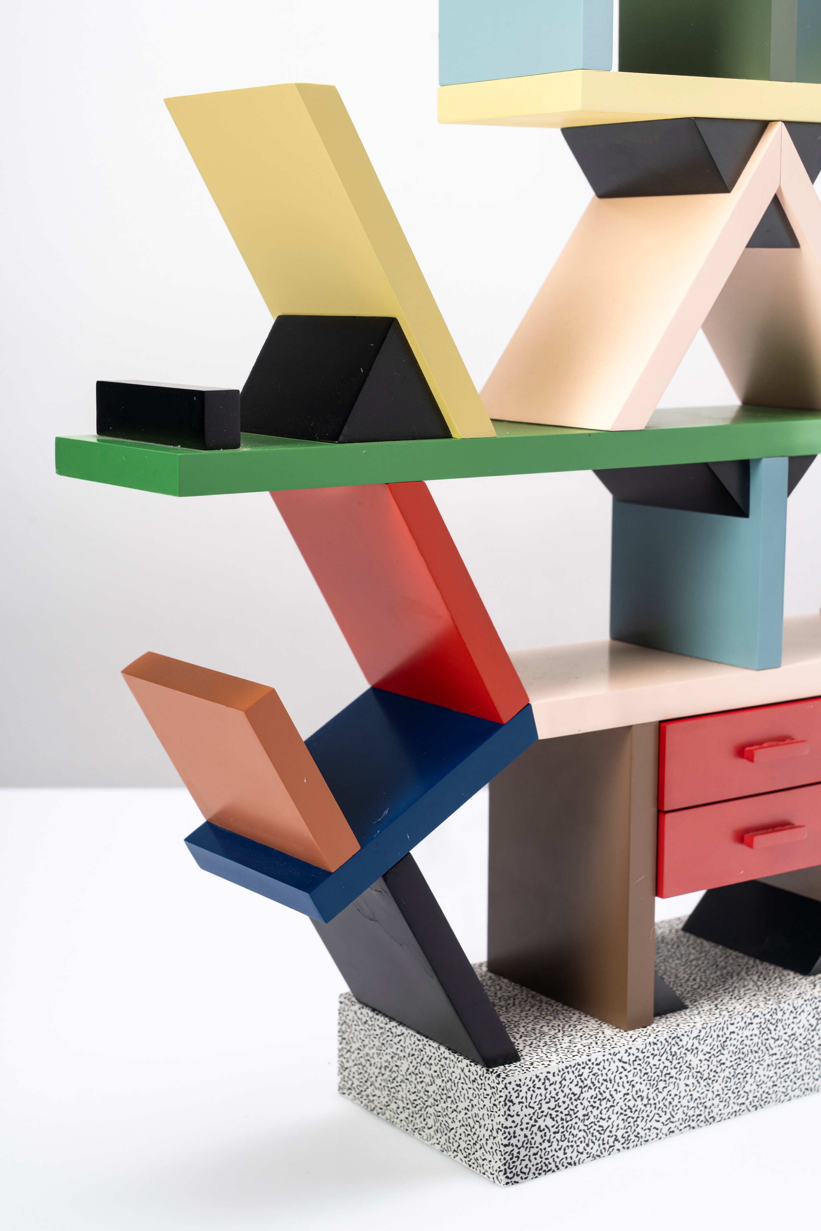 Miniatura della libreria modello 'Carlton'