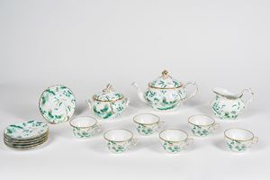 Richard Ginori, servizio da t&egrave; in porcellana da sei con profili in oro e decoro nei toni del verde