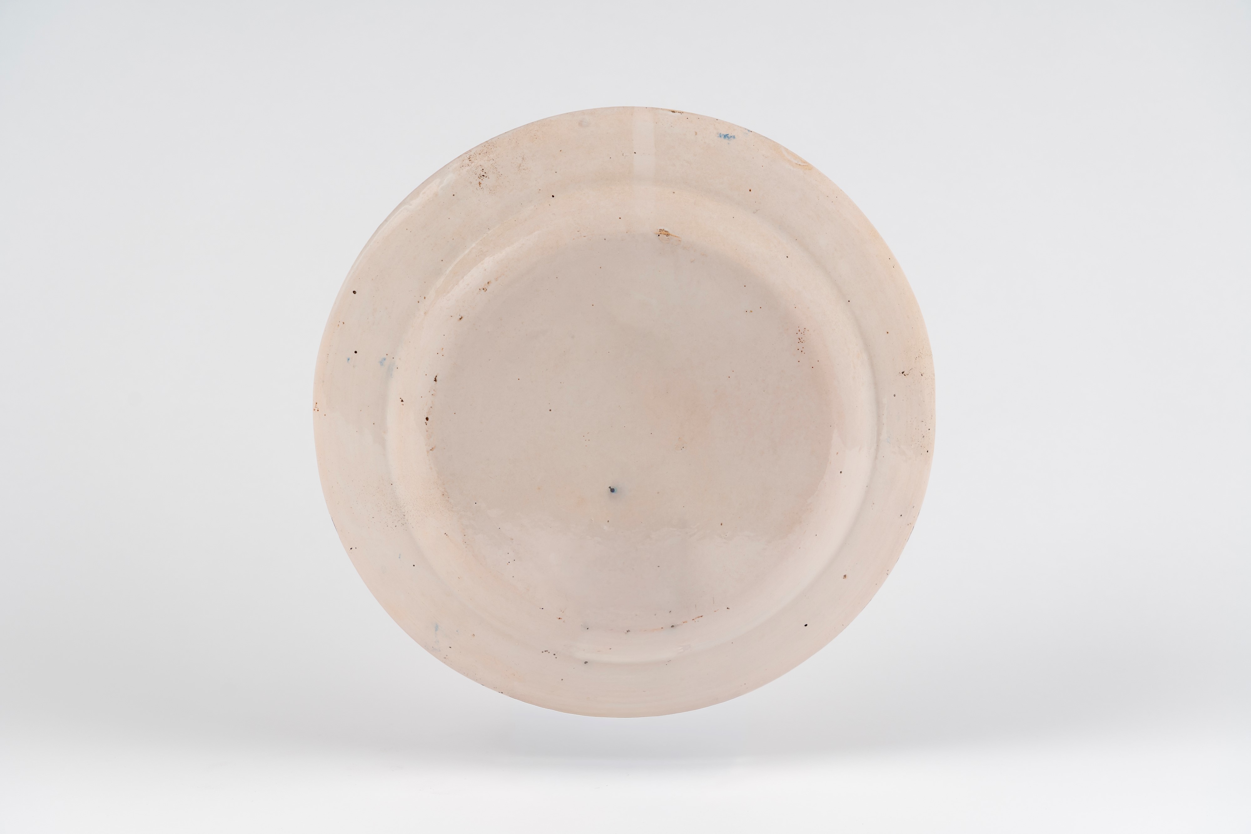 Basilio Cascella - Testa di popolana con orecchino, piatto in ceramica smaltata policroma