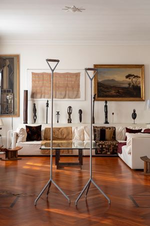 Coppia di lampade da terra modello 'Lola'