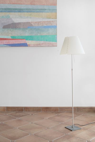 Lampada da terra modello "Costanza" (1986), alluminio e policarbonato