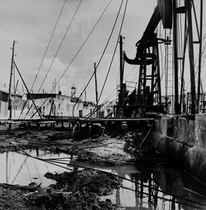 Azerbaijan. Baku, Barracks idyll