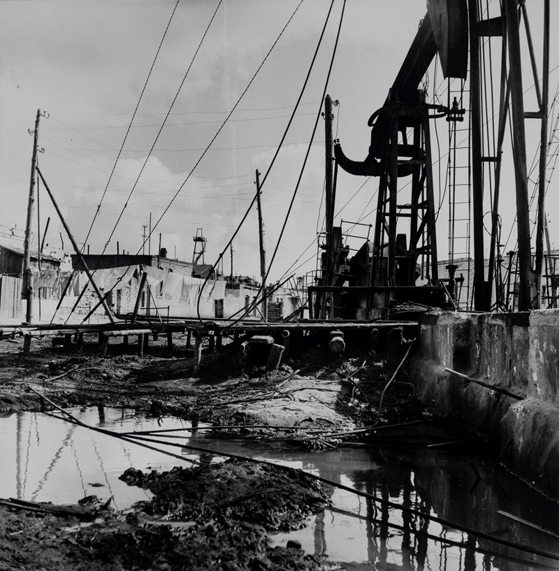 Azerbaijan. Baku, Barracks idyll