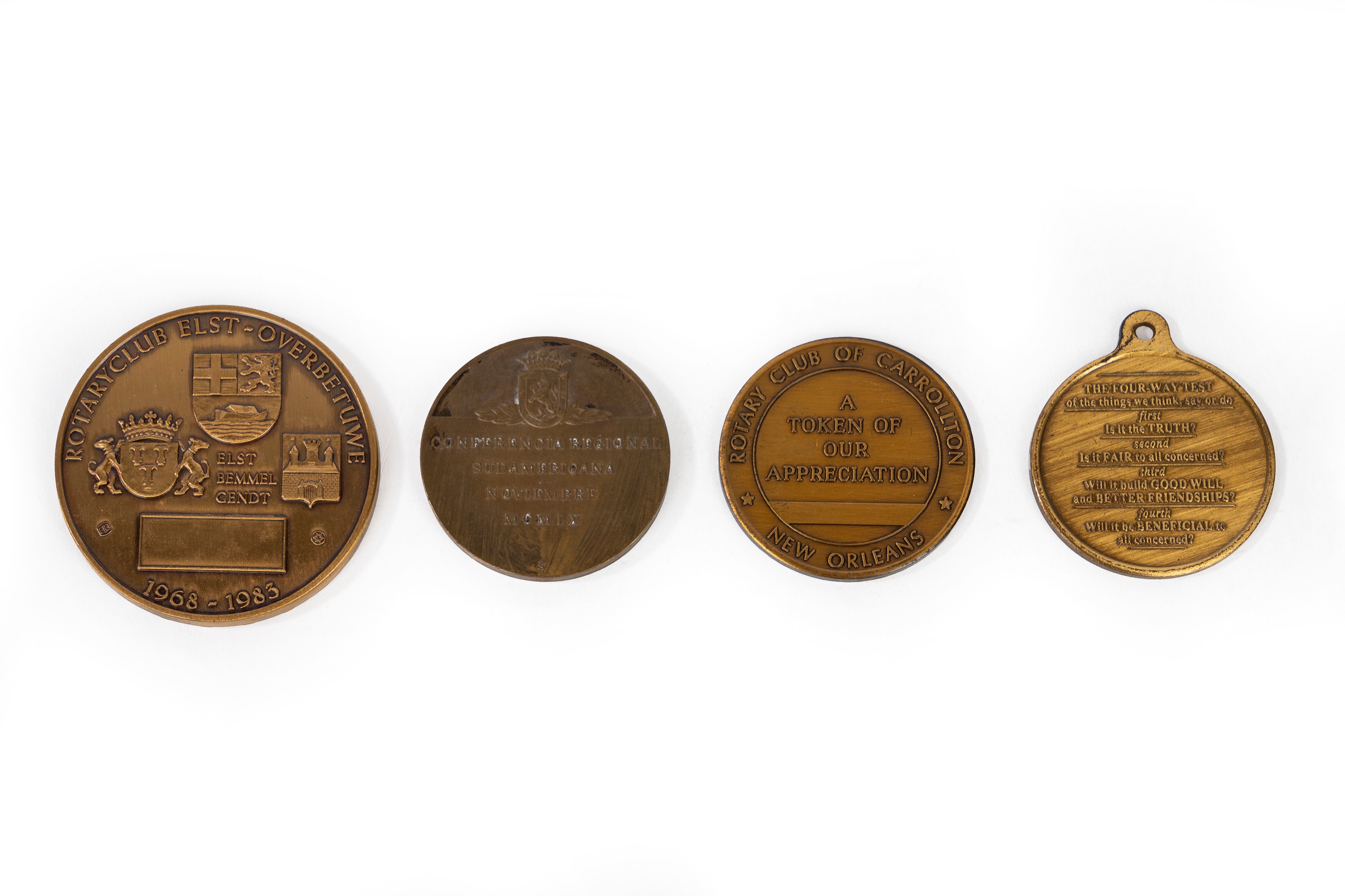 Lotto composto da quattro medaglie